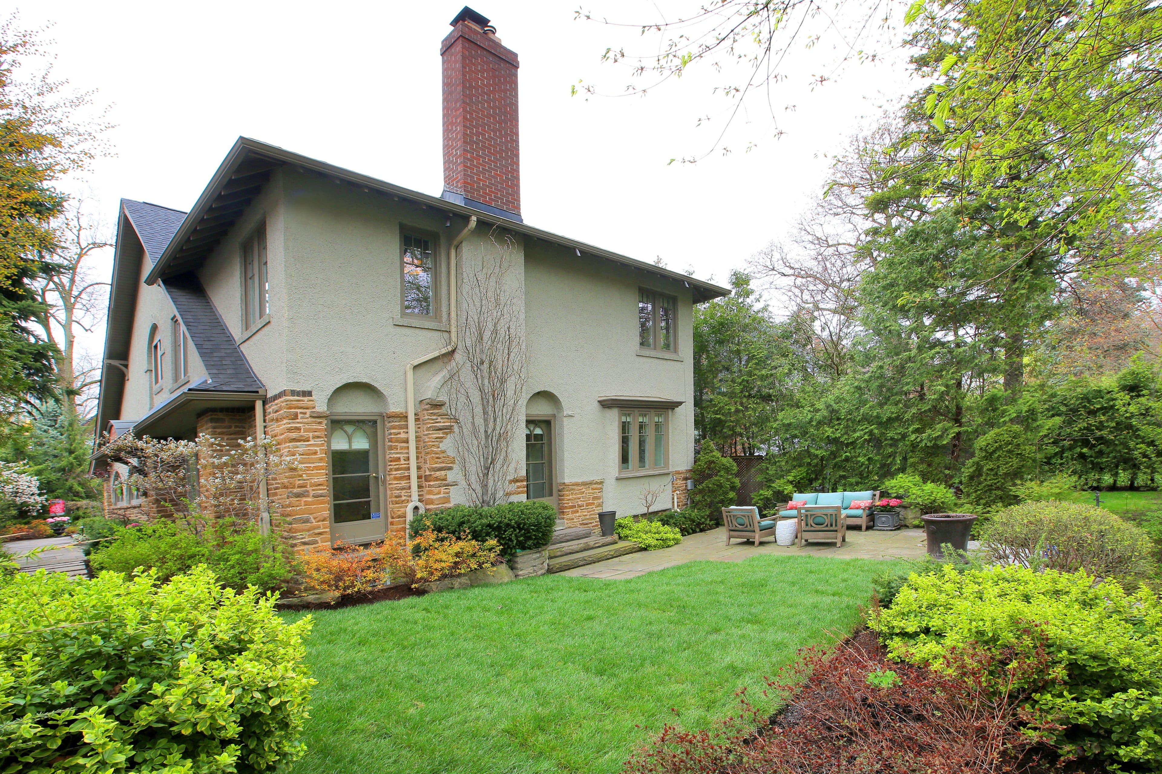 39 Glengowan Road, Toronto C04, ON M4N 1G1