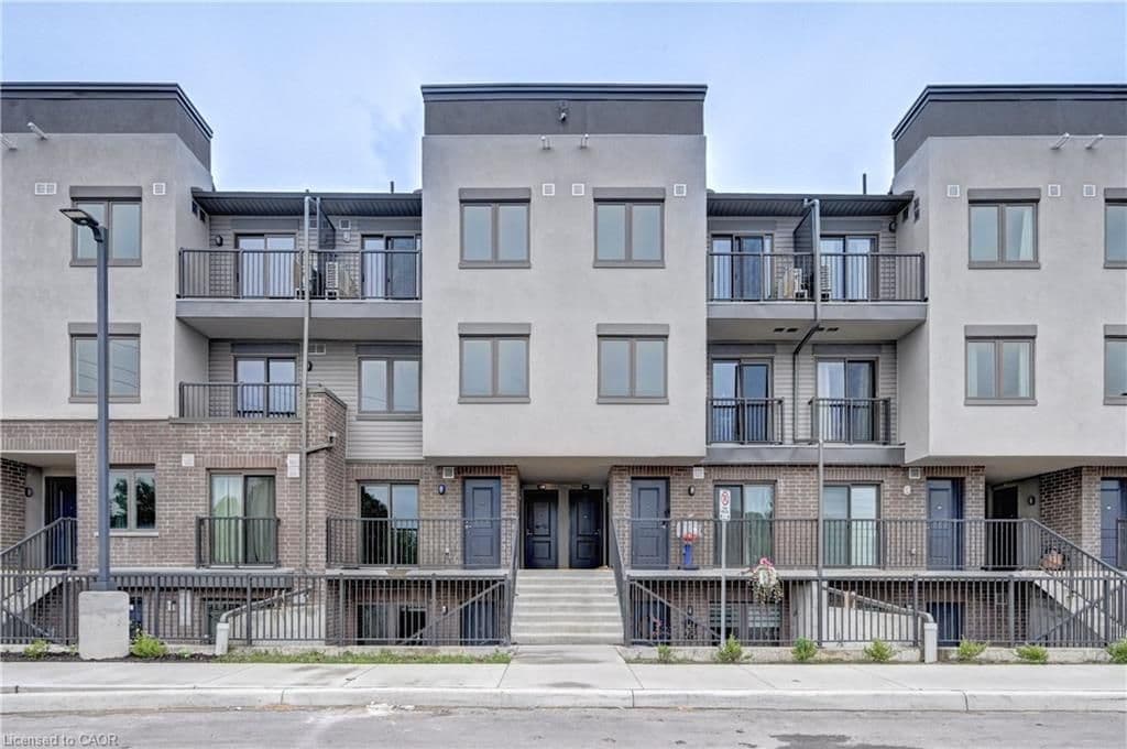 350 Fisher Mills Road # C-55, Cambridge, ON N3C 4N5