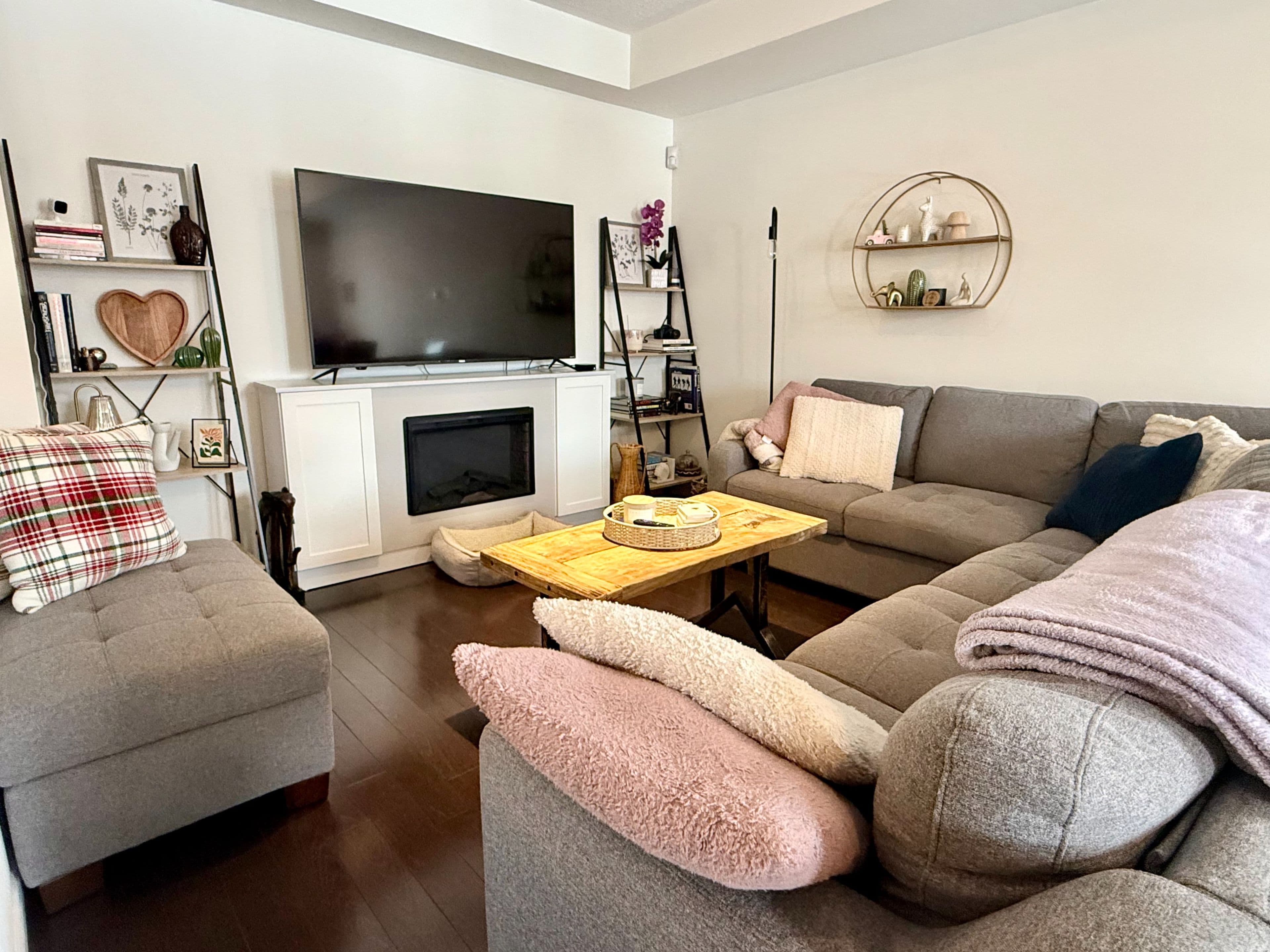 42 Bert Tait Lane, Whitchurch-Stouffville, ON L4A 1Y3