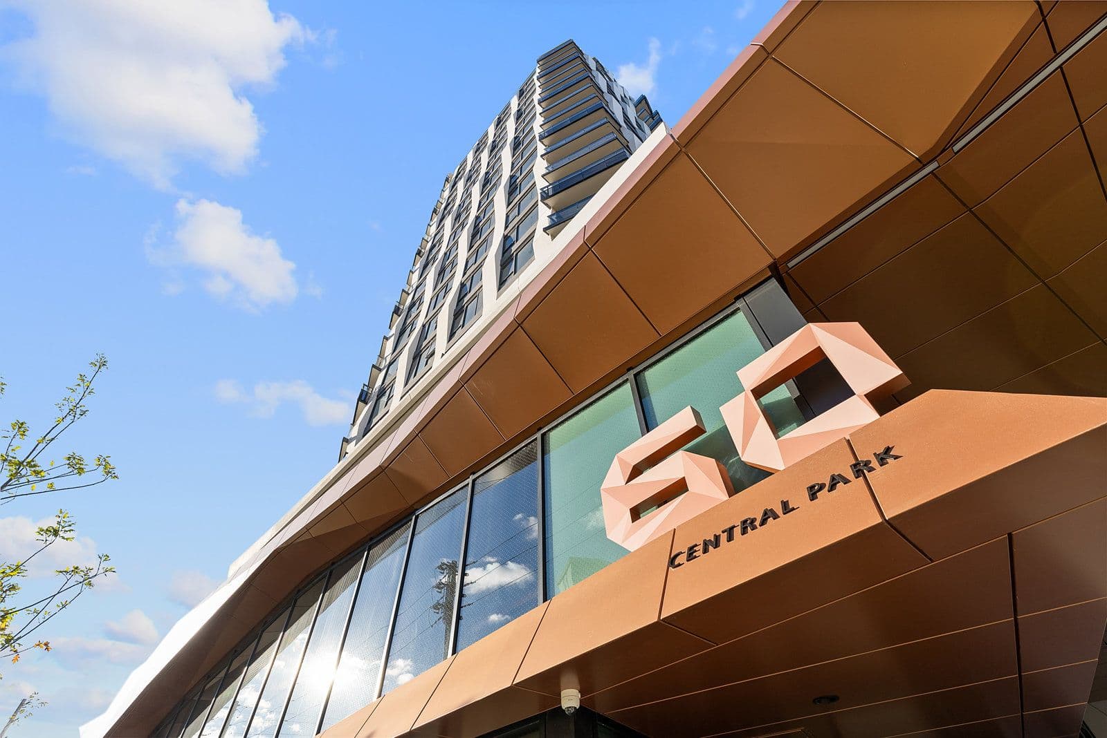 60 Central Park Roadway N/A 1709, Toronto W08, ON M9A 0E6