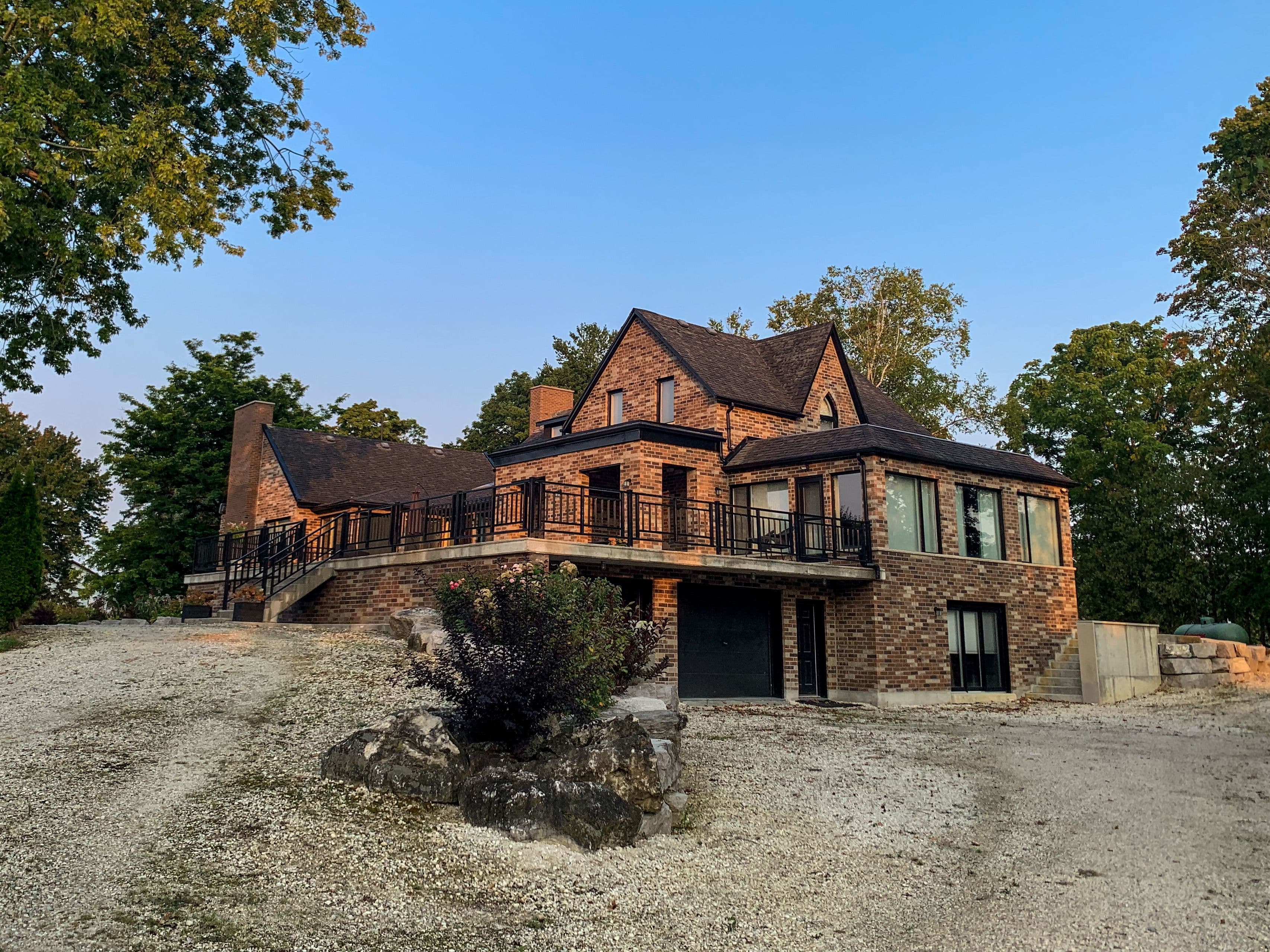 12490 Mill Road, King, ON L7B 1K4