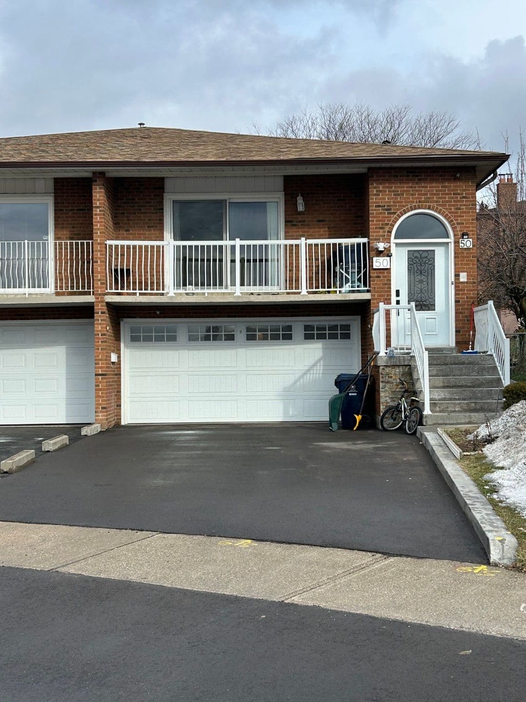 50 Flagstick Court Upper, Toronto W05, ON M3J 3B8