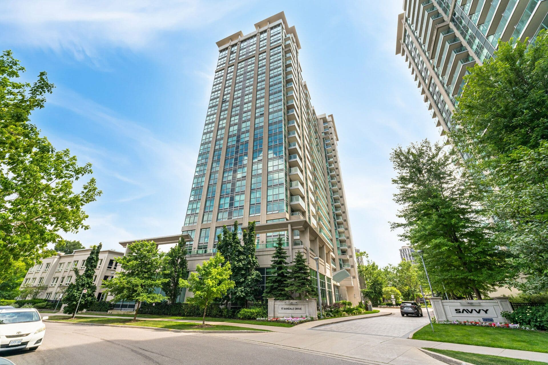 17 Anndale Drive 906, Toronto C14, ON M2N 2W7