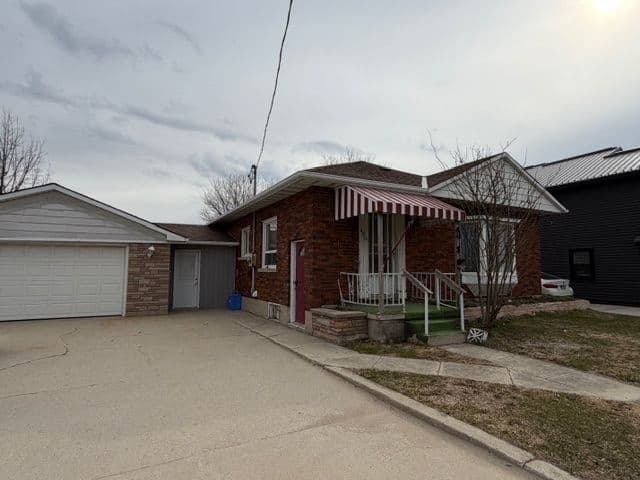 460 Main Street N, Wellington North, ON N0G 2L2