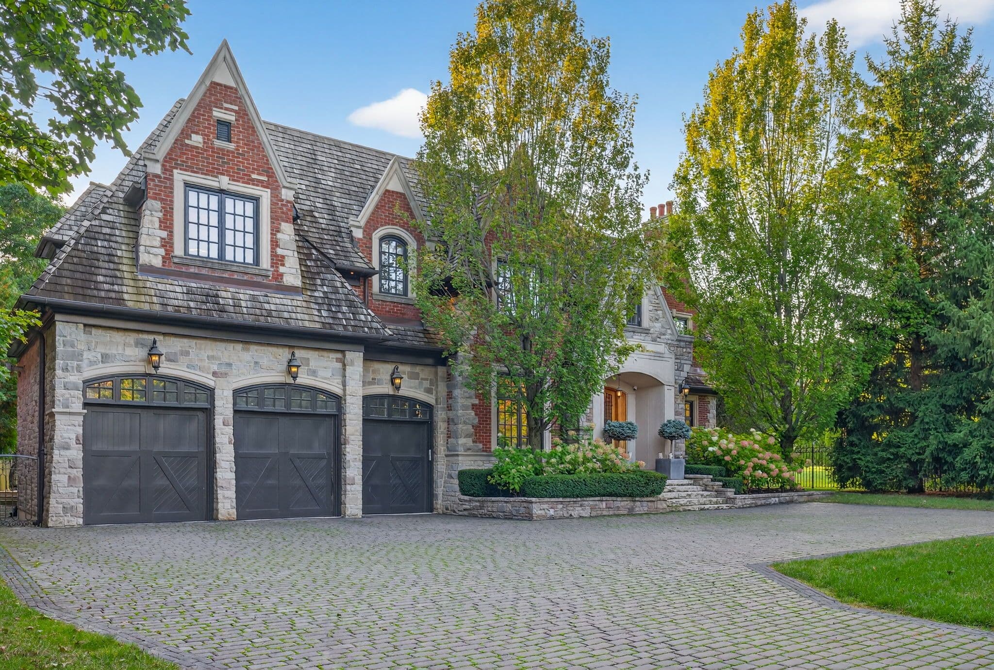 76 Arjay Crescent, Toronto C12, ON M2L 1C7