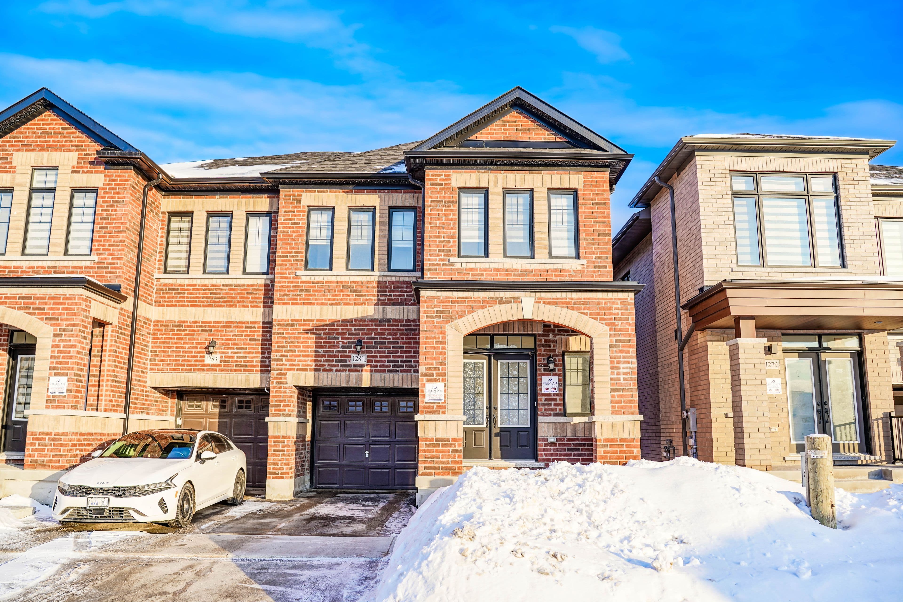1281 Winding Woods Trail, Pickering, ON L1X 0R9