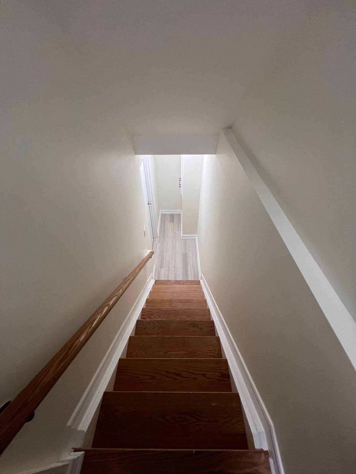 938 Wrenwood Drive BSMT, Oshawa, ON L1K 0Y1