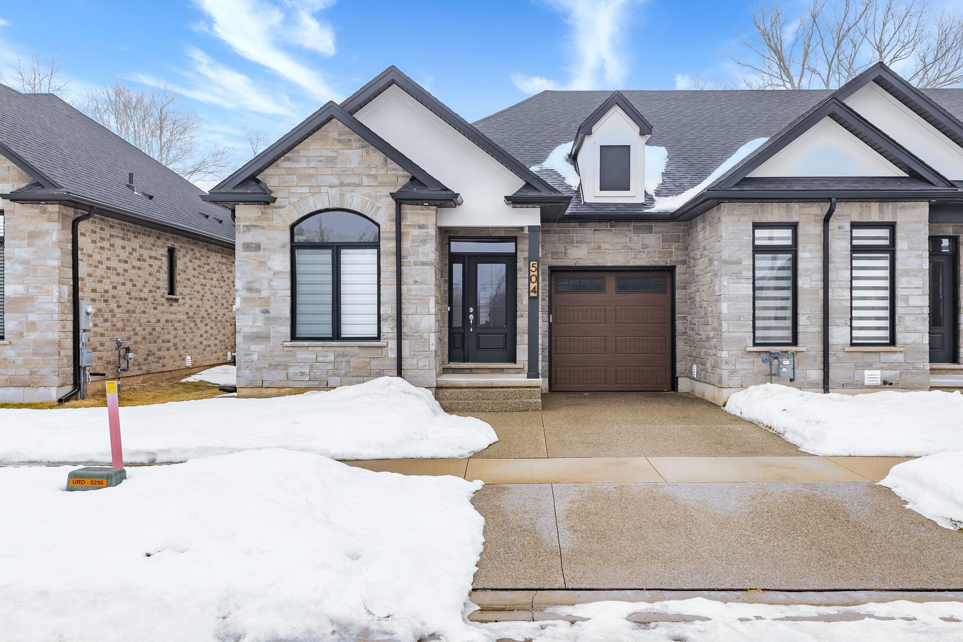 504 Royal Ridge Court, Fort Erie, ON N9V 3W4