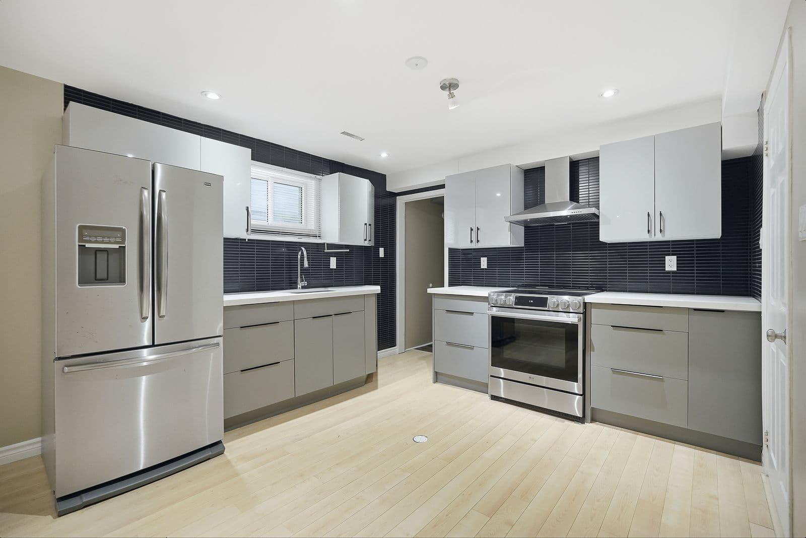 6 Marshall Boulevard Basement, Toronto W03, ON M6N 2R7