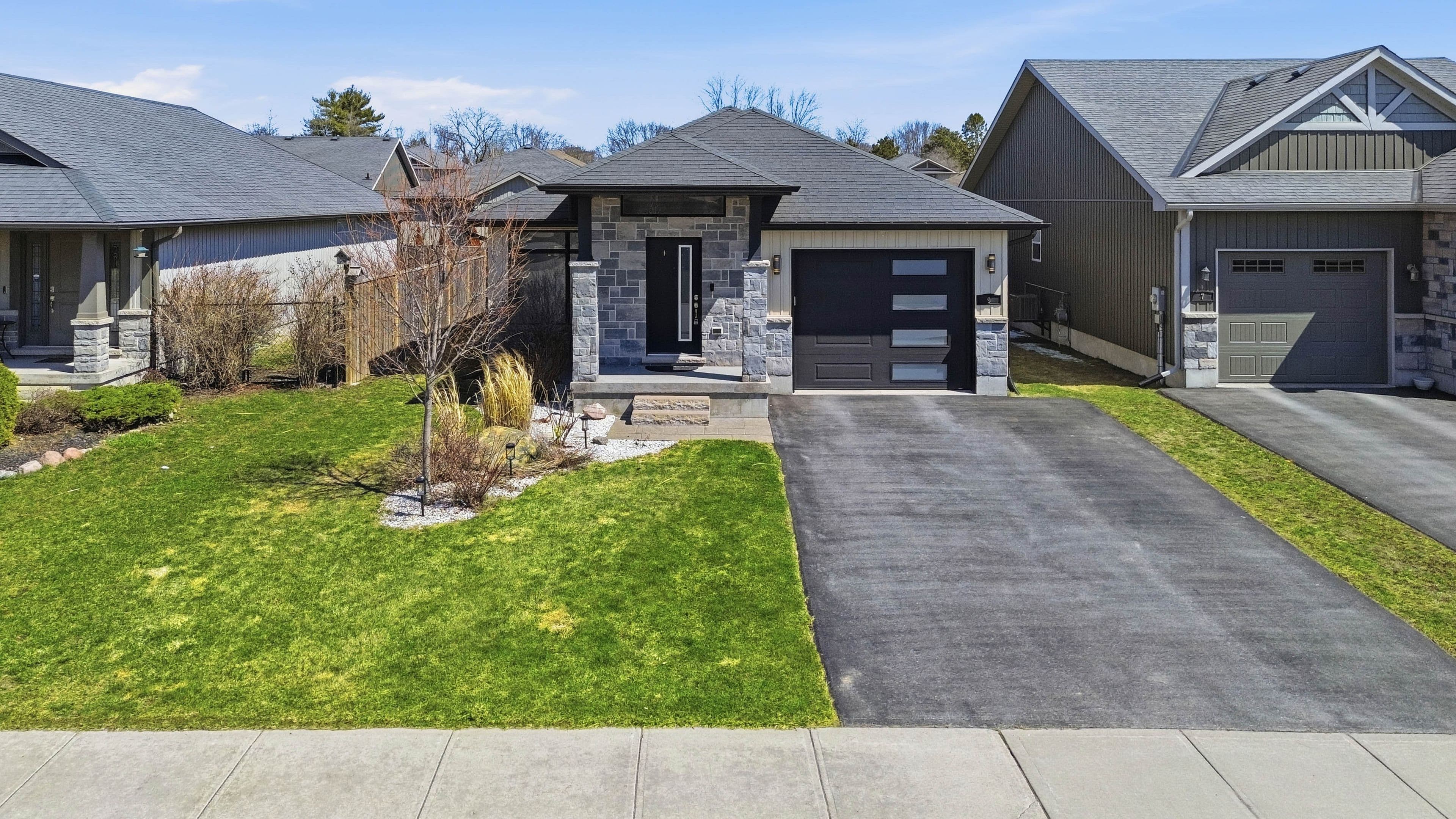 9 Granite Drive, Belleville, ON K8P 0C6