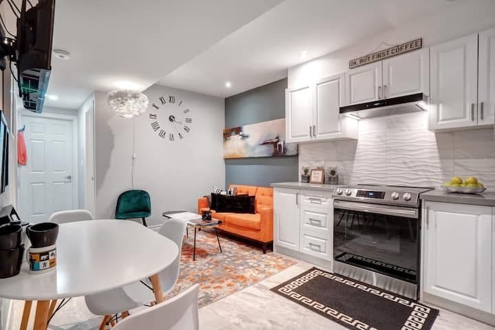 BSMT 25 Duncannon Drive, Toronto C03, ON M5P 2L9