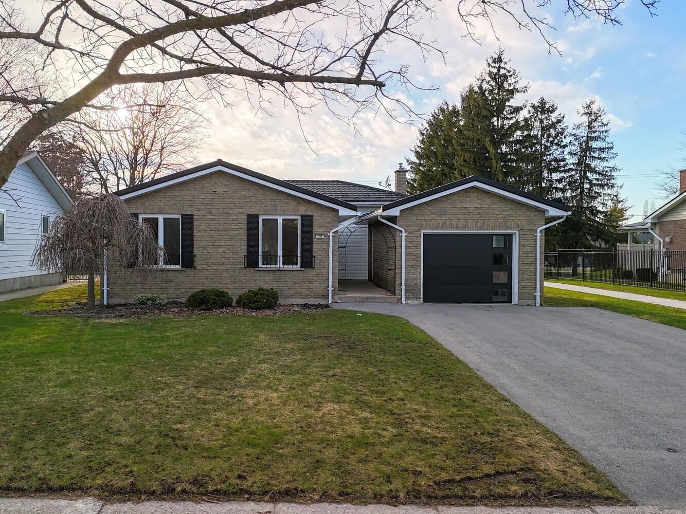 70 Bedford Drive, Stratford, ON N5A 5J5