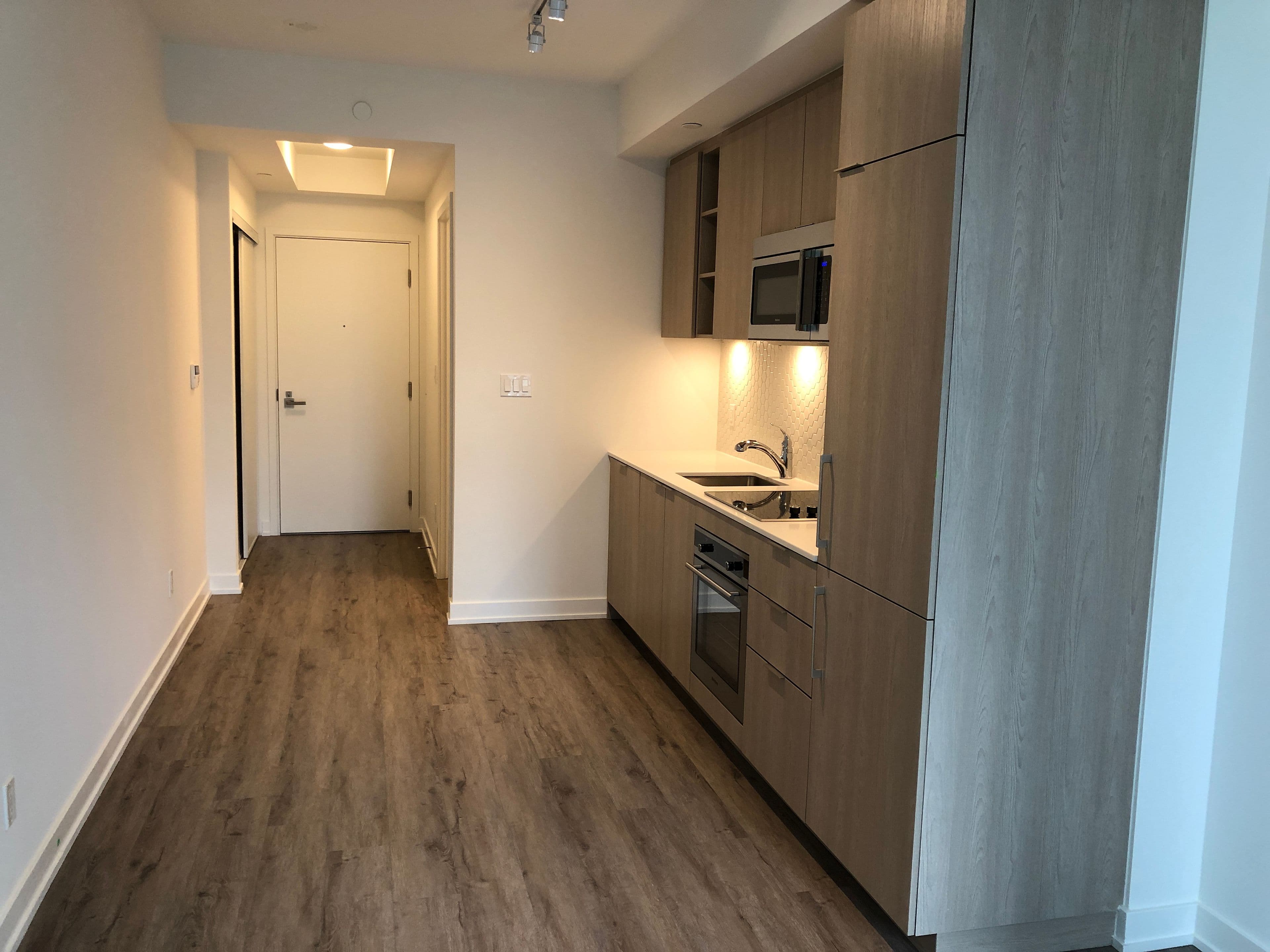 50 Ordnance Street 1803, Toronto C01, ON M6K 1A2