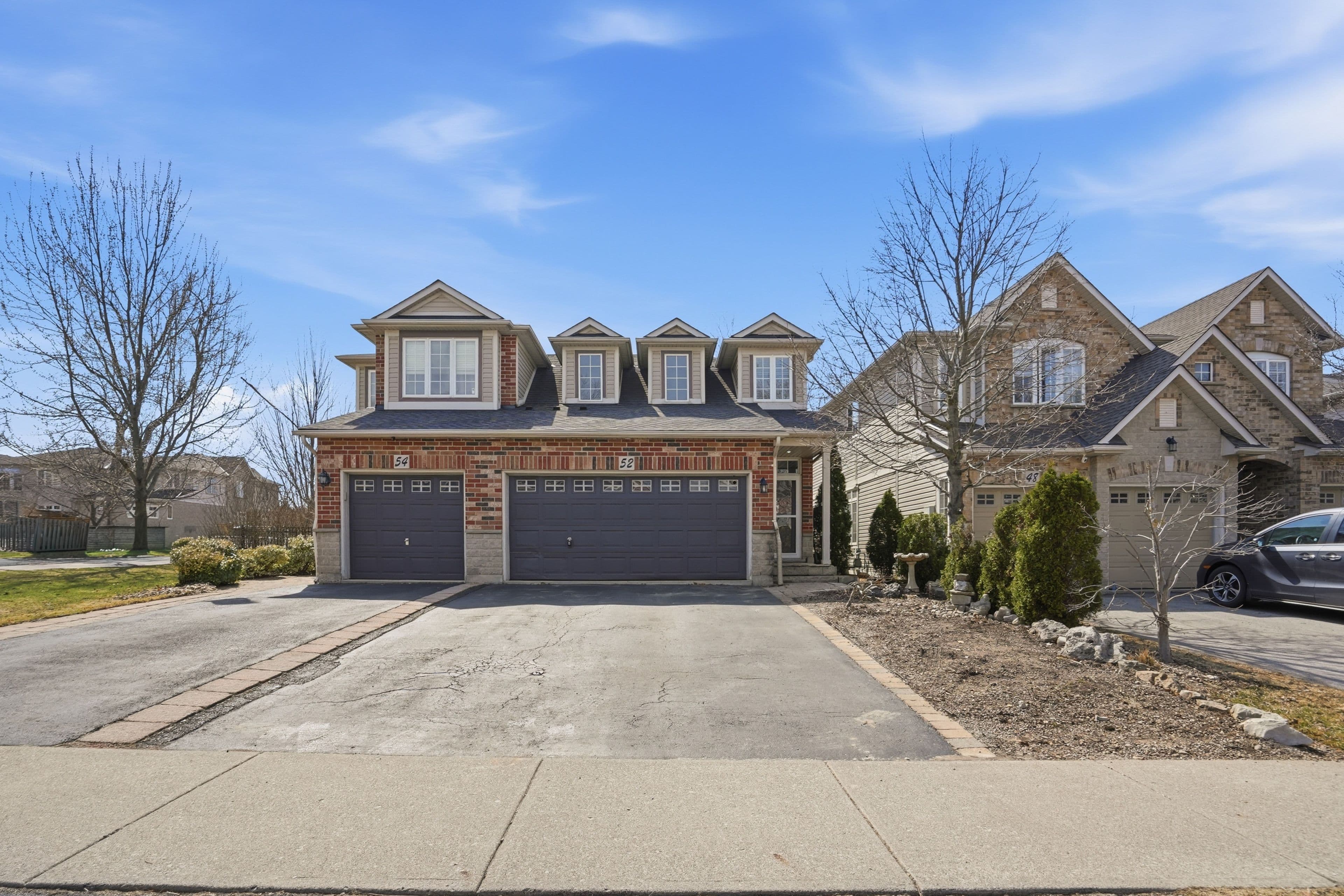 52 Sunnycroft Court, Hamilton, ON L8B 0L3