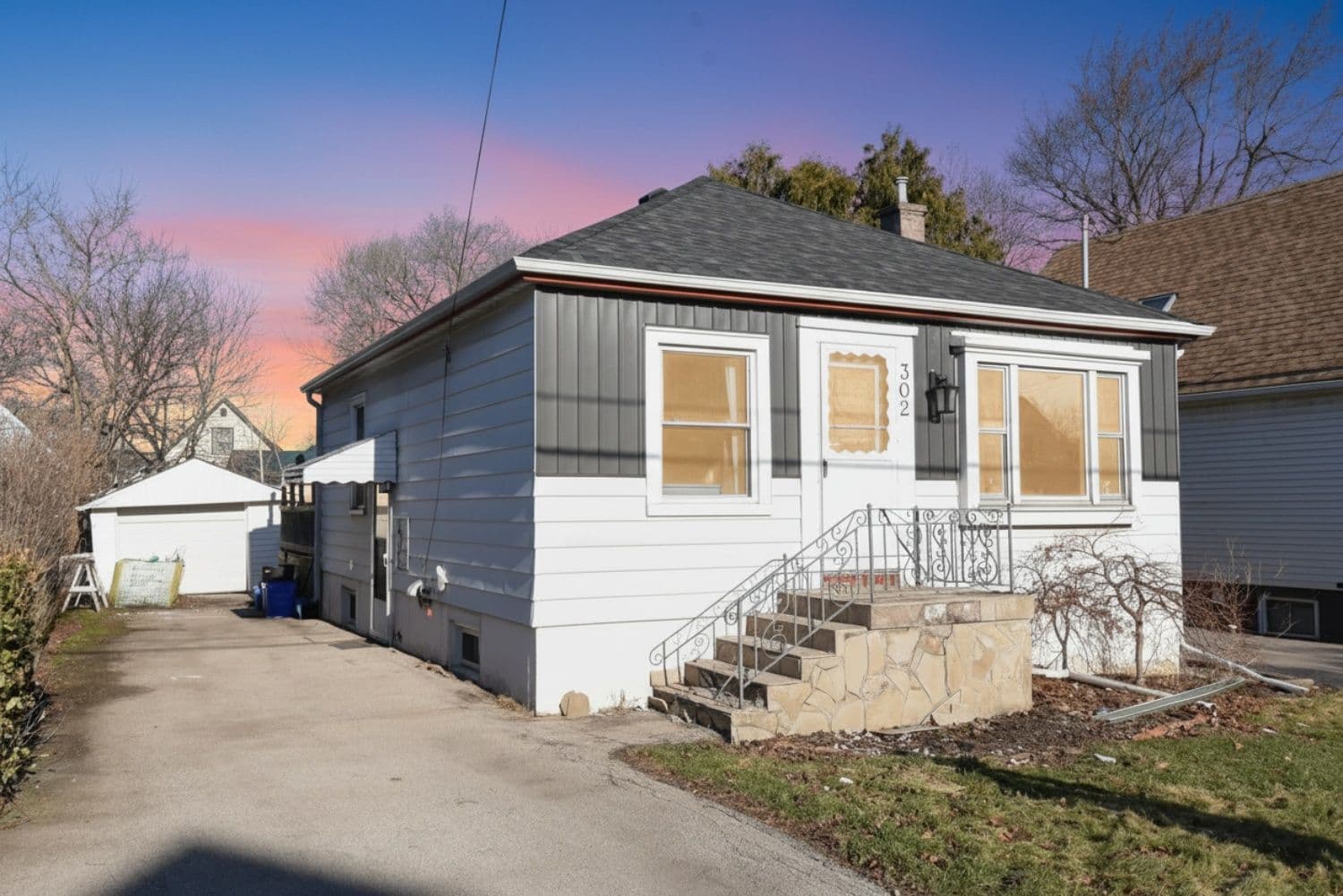 302 East 27th Street, Hamilton, ON L8V 3G6