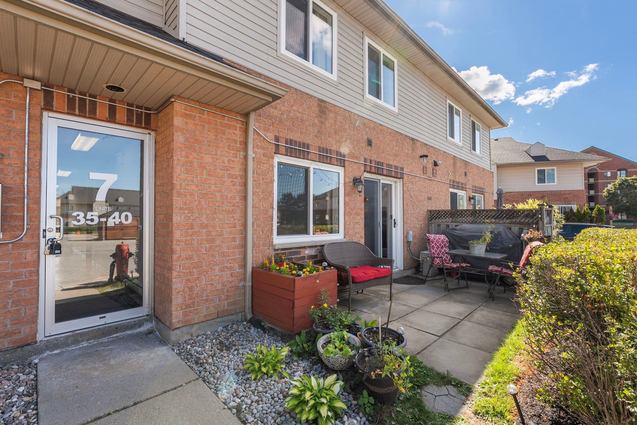 1 Testa Road 36, Uxbridge, ON L9P 1Y9