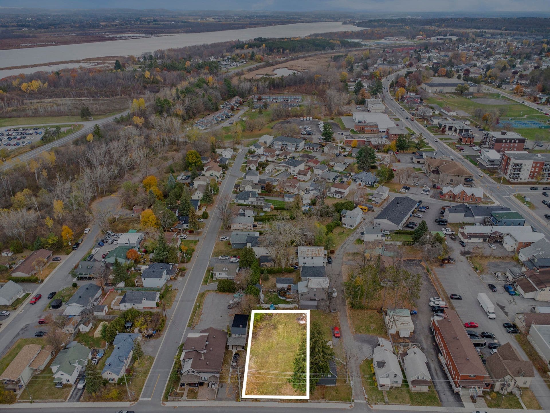 603 Edwards Street, Clarence-Rockland, ON K4K 1C9