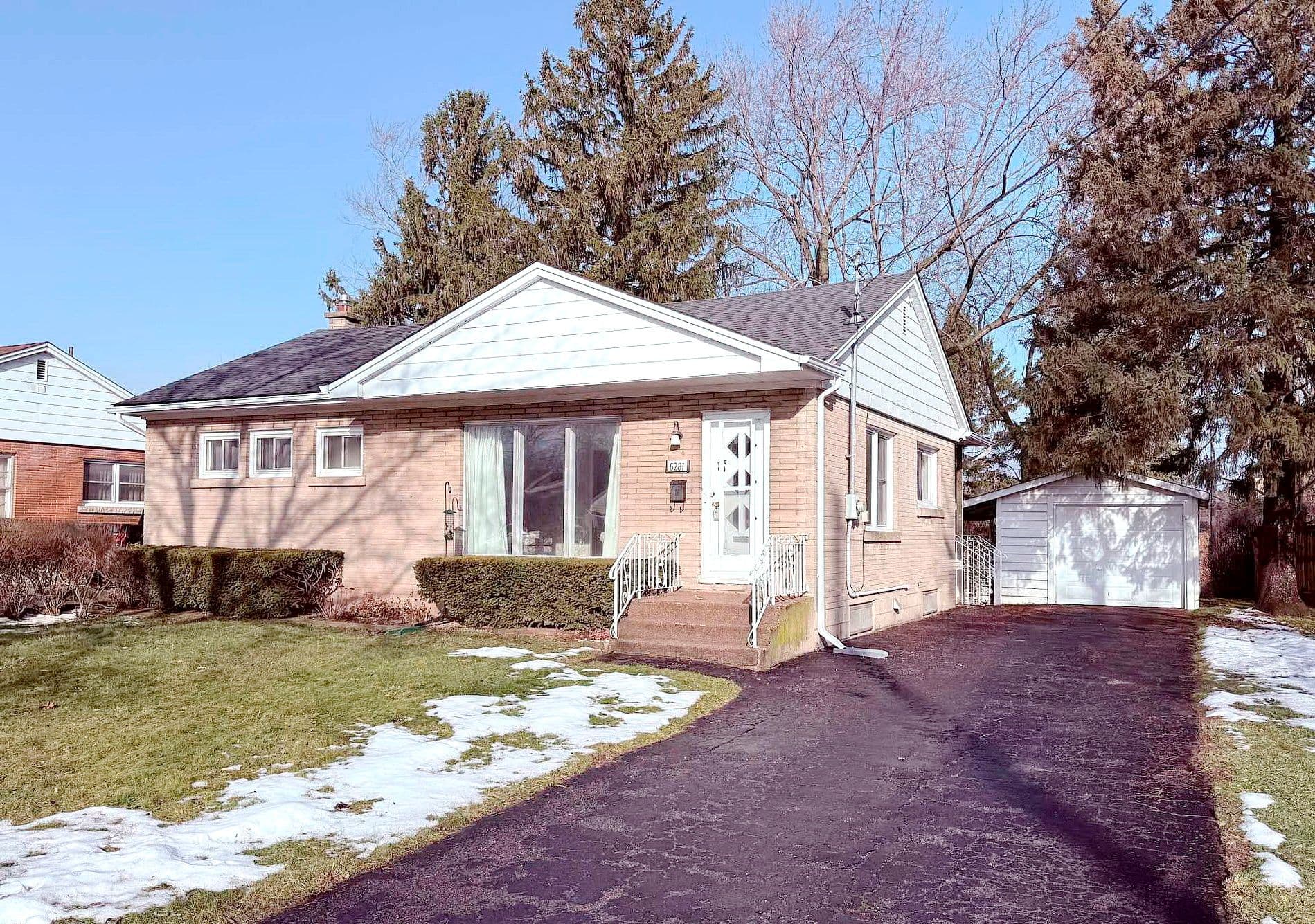 6281 Burdette Drive, Niagara Falls, ON L2E 5H1