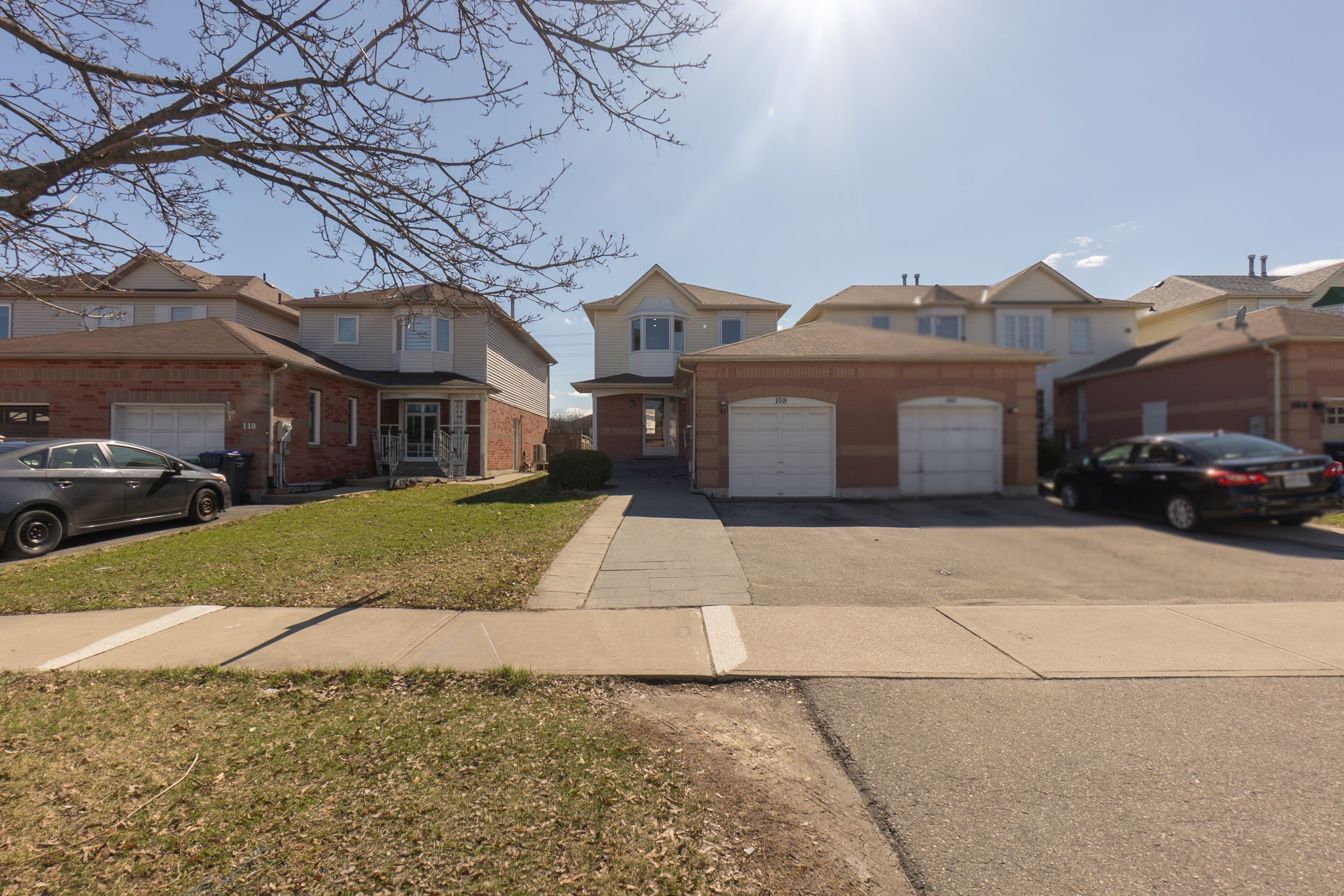 108 Timberlane Drive, Brampton, ON L6Y 4V7