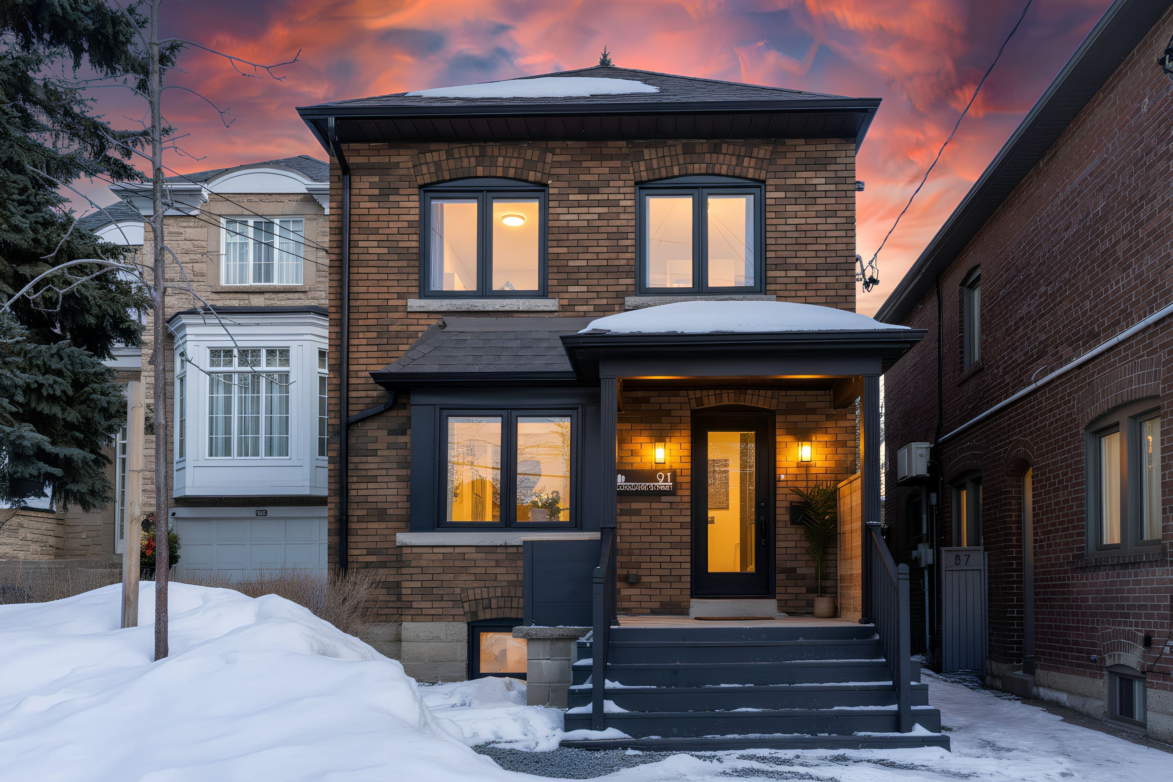 91 Cleveland Street, Toronto C10, ON M4S 2W4