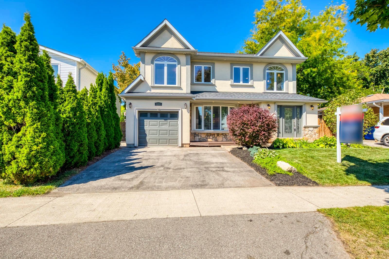 5281 Cindy Lane, Burlington, ON L7L 3Y4