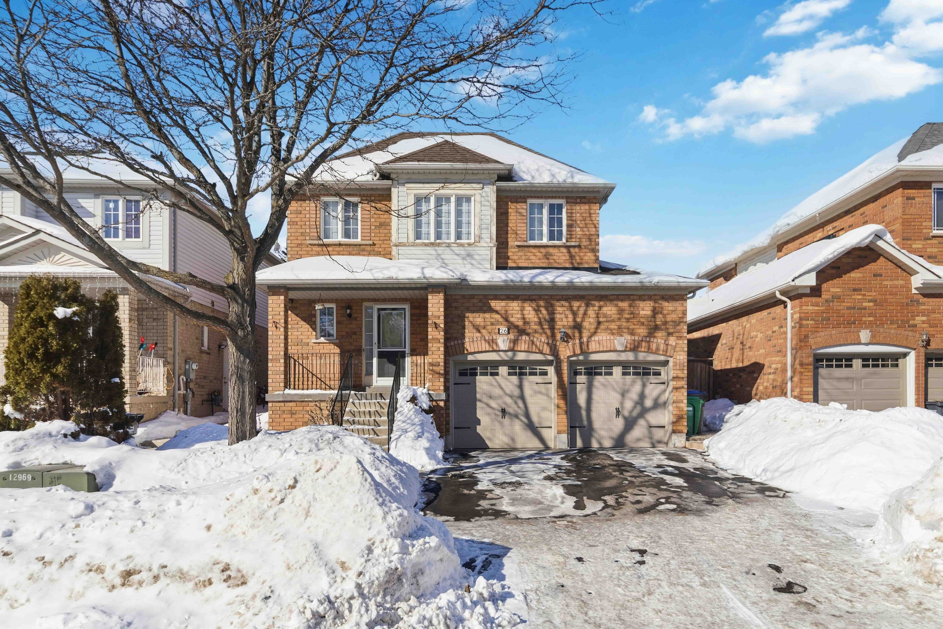 26 Courtsfield Crescent, Brampton, ON L7A 2E3