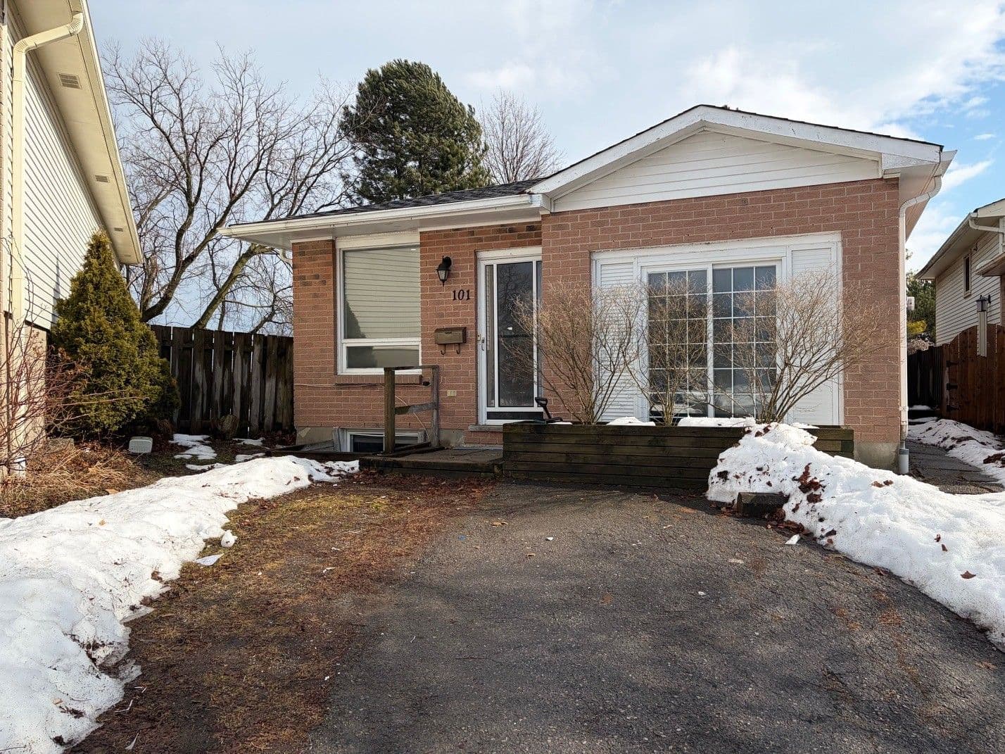 101 Romy Crescent, Thorold, ON L2V 4V2