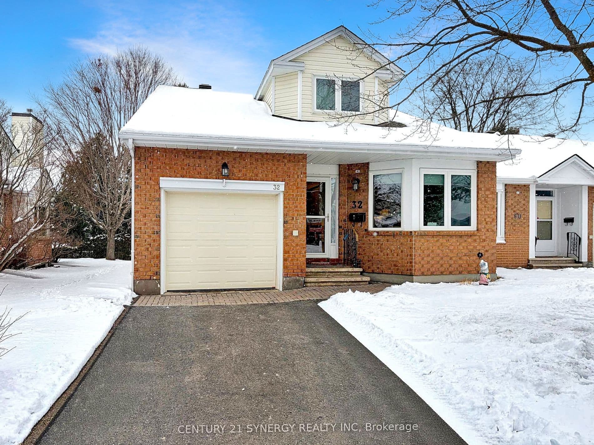 32 Innesbrook Court 16, Stittsville - Munster - Richmond, ON K2S 1C7