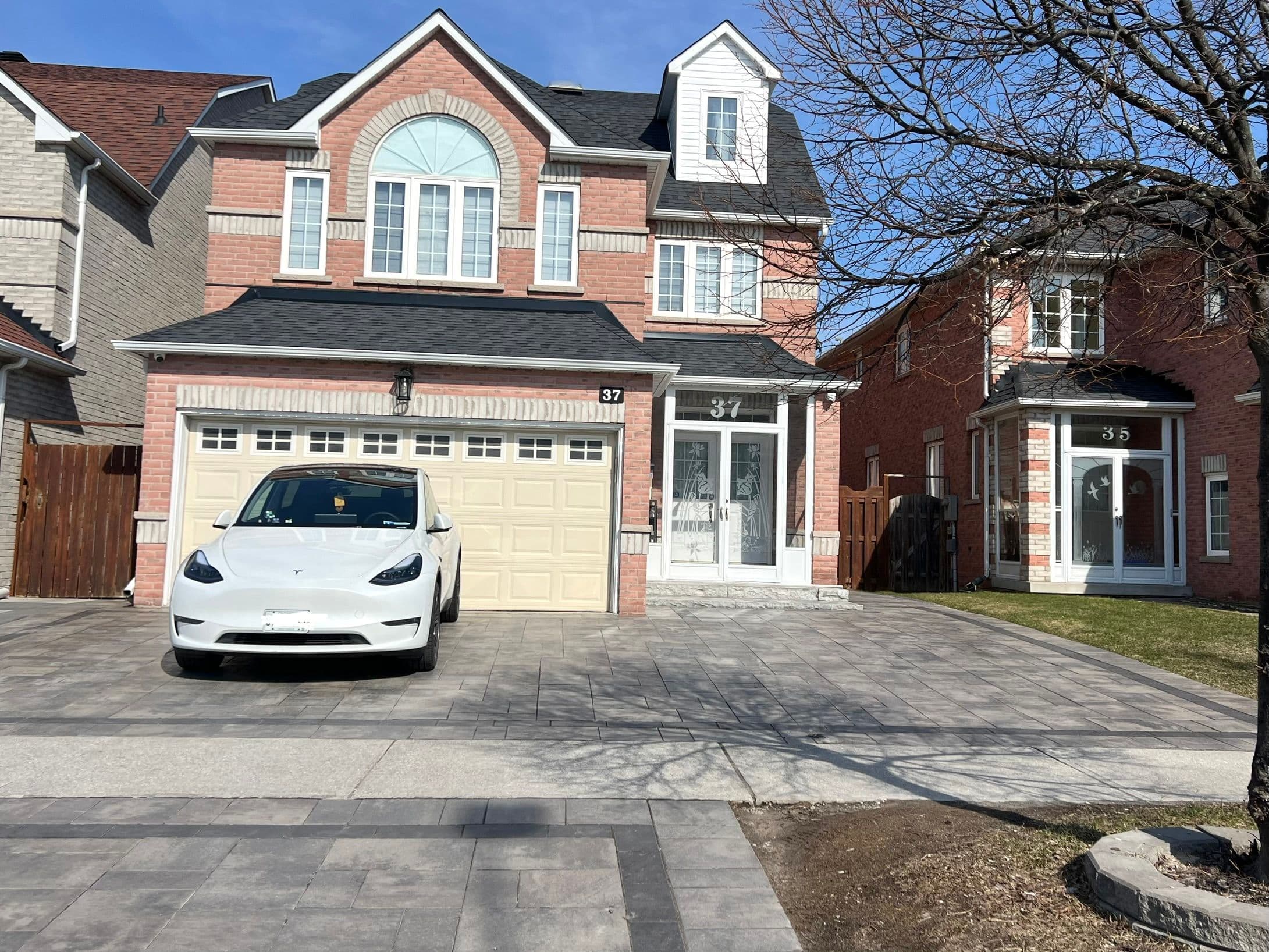 37 Cartmel Drive, Markham, ON L3S 4P8