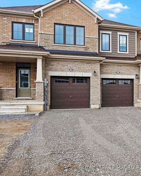 39 Niagara Drive, Thorold, ON L2V 0B7