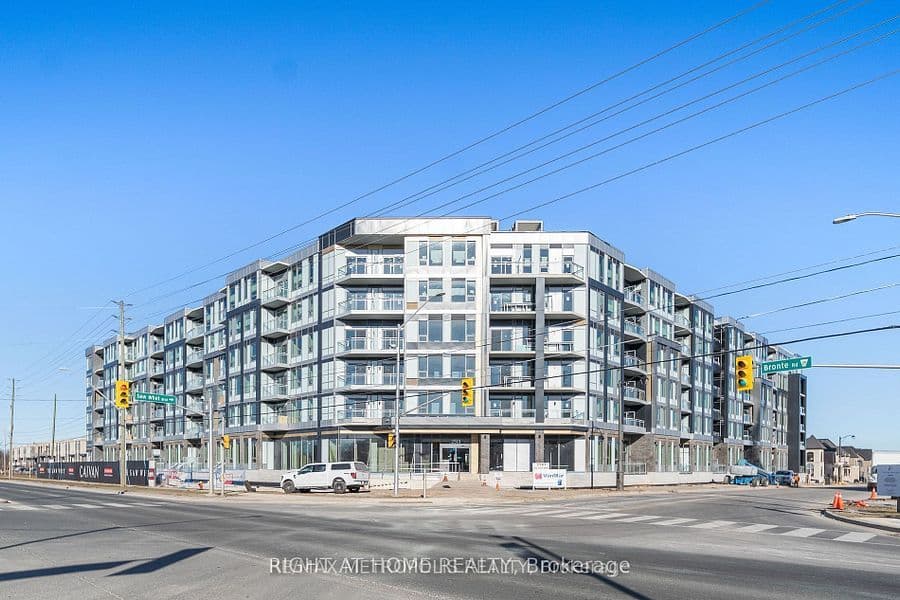 2501 Saw Whet Boulevard 615, Oakville, ON L6M 5N2