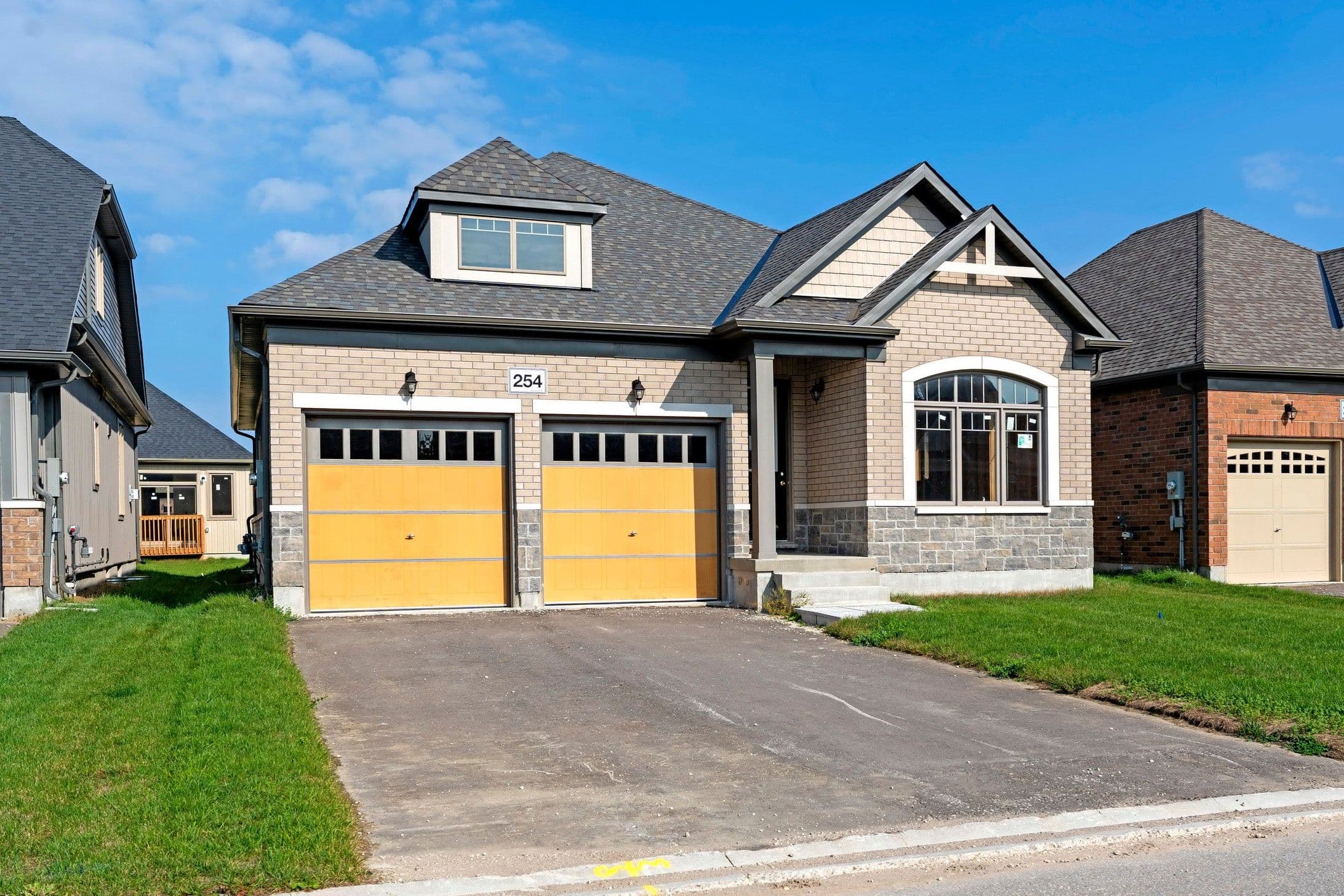 254 Duncan Street, Clearview, ON L0M 1S0