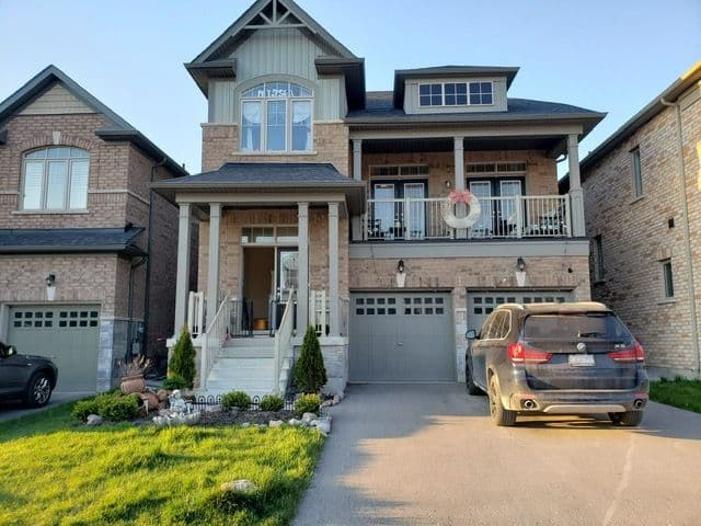 78 Ben Sinclair Avenue, East Gwillimbury, ON L0G 1R0