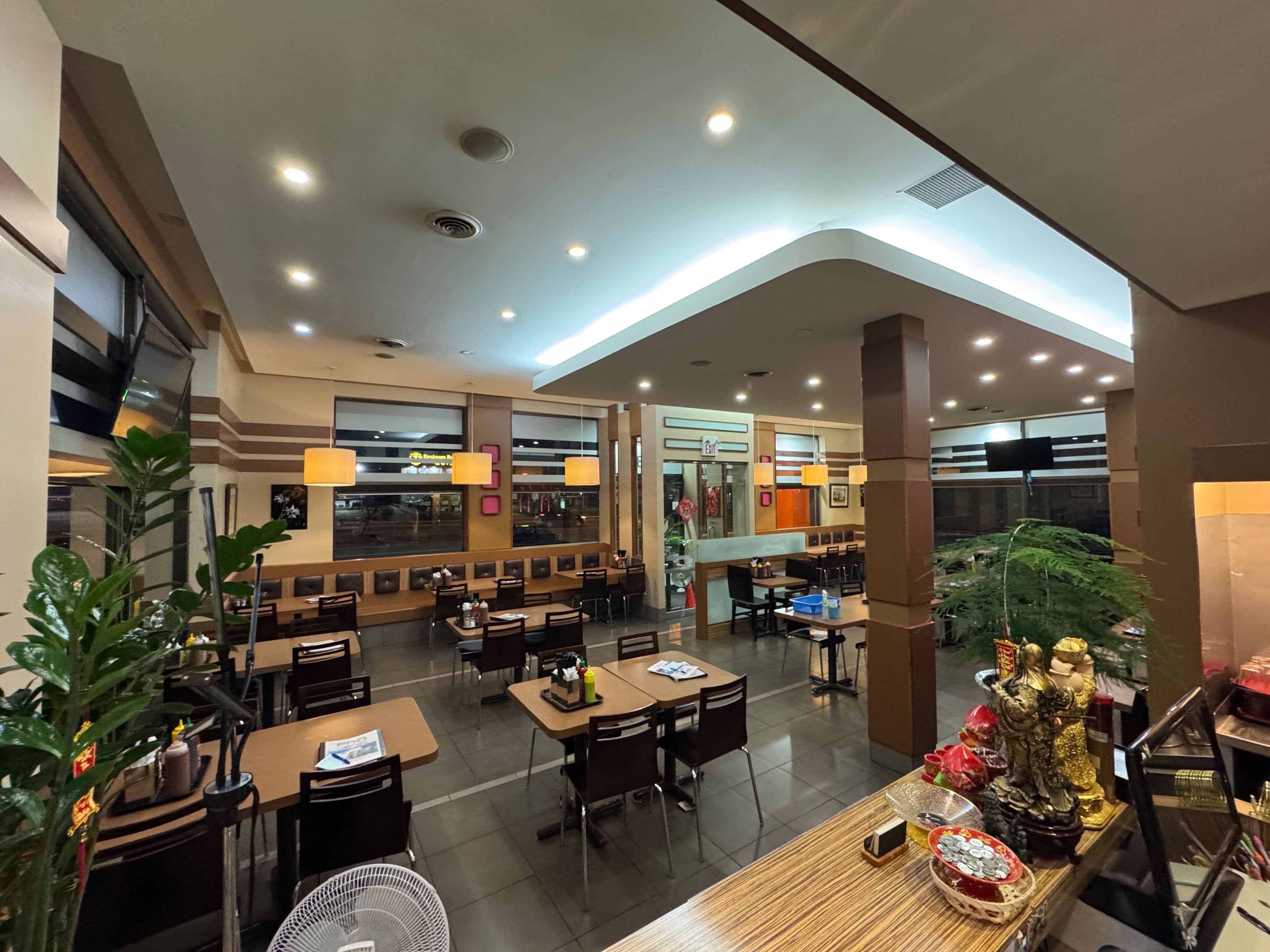 1280 Kennedy Road, Toronto E04, ON M1P 2L5