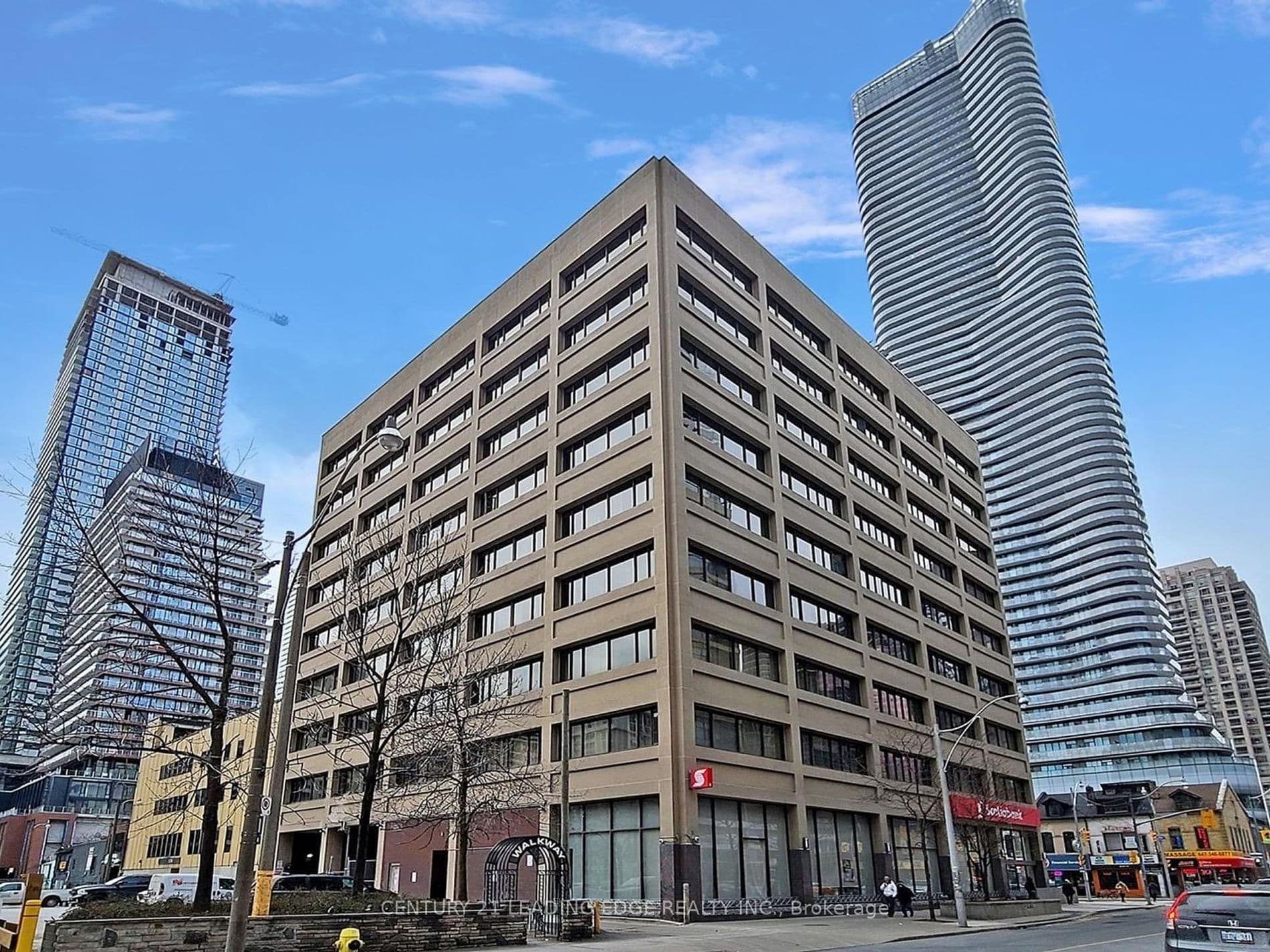 555 YONGE Street 602, Toronto C08, ON M4Y 3A6