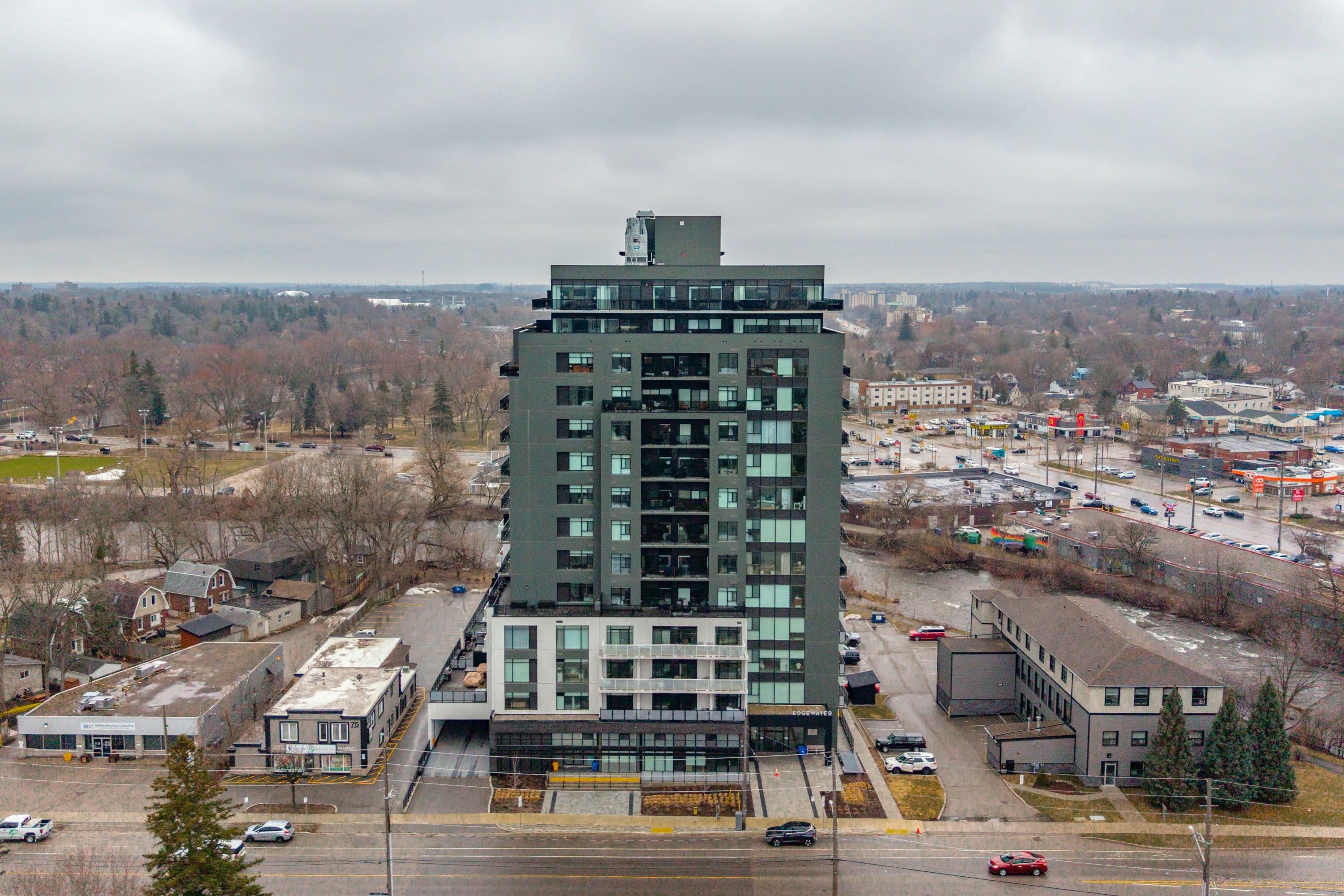 71 Wyndham Street S 506, Guelph, ON N1E 0T7