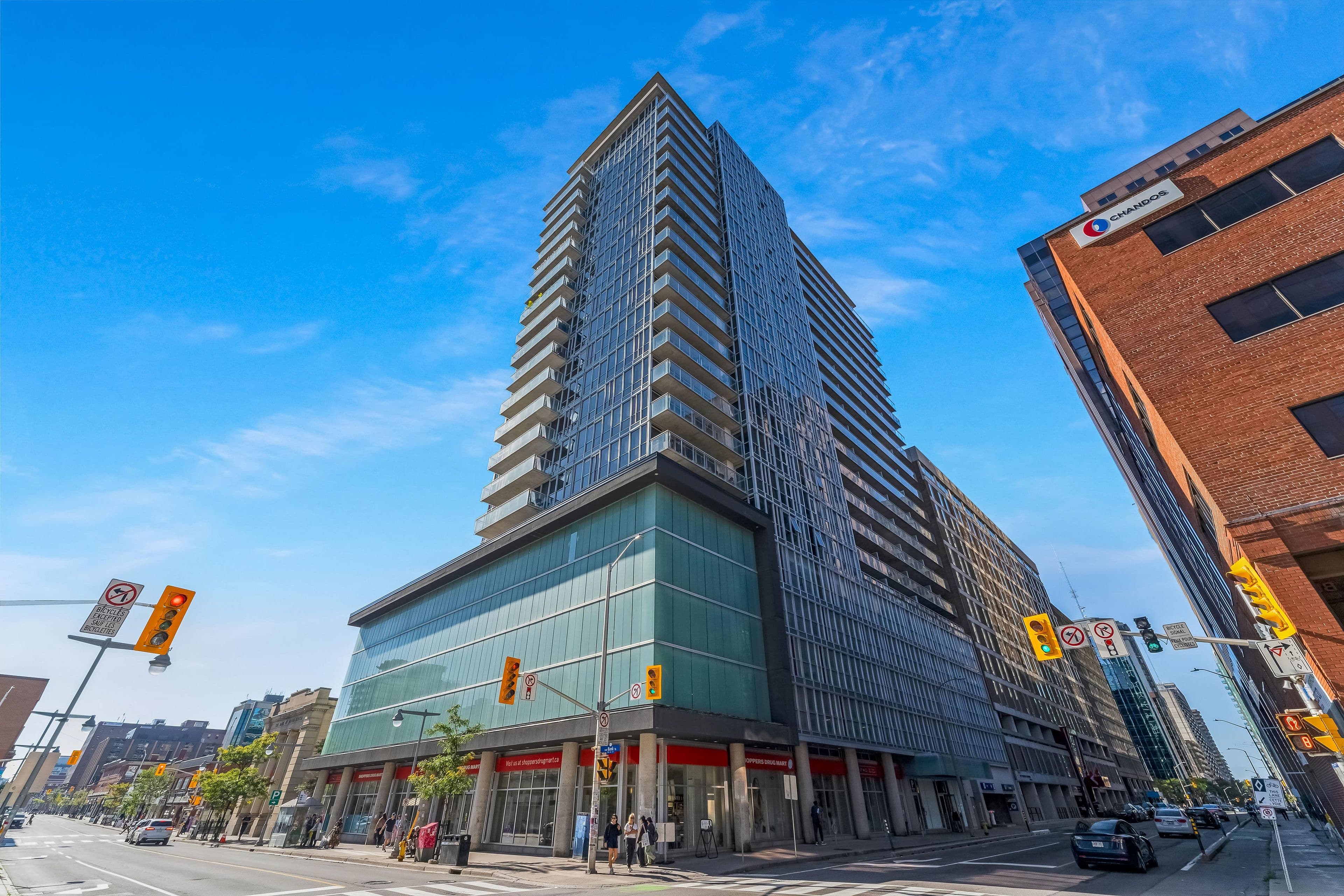 324 Laurier Avenue W 2010, Ottawa Centre, ON K1P 0A4