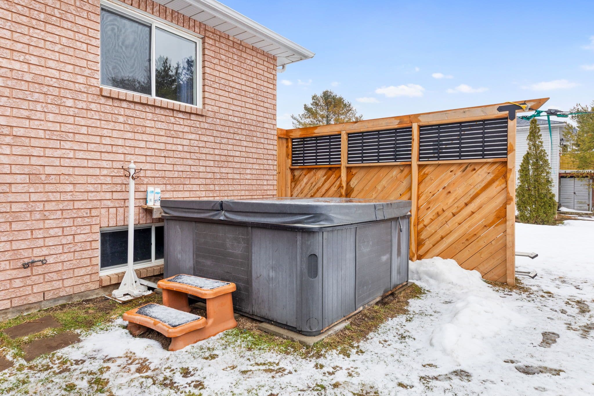 58 Lamont Creek Drive, Wasaga Beach, ON L9Z 1J9