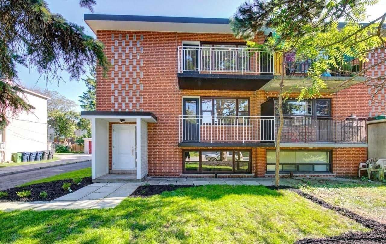 19 Charlemagne Drive Lower, Toronto C14, ON M2N 4H7