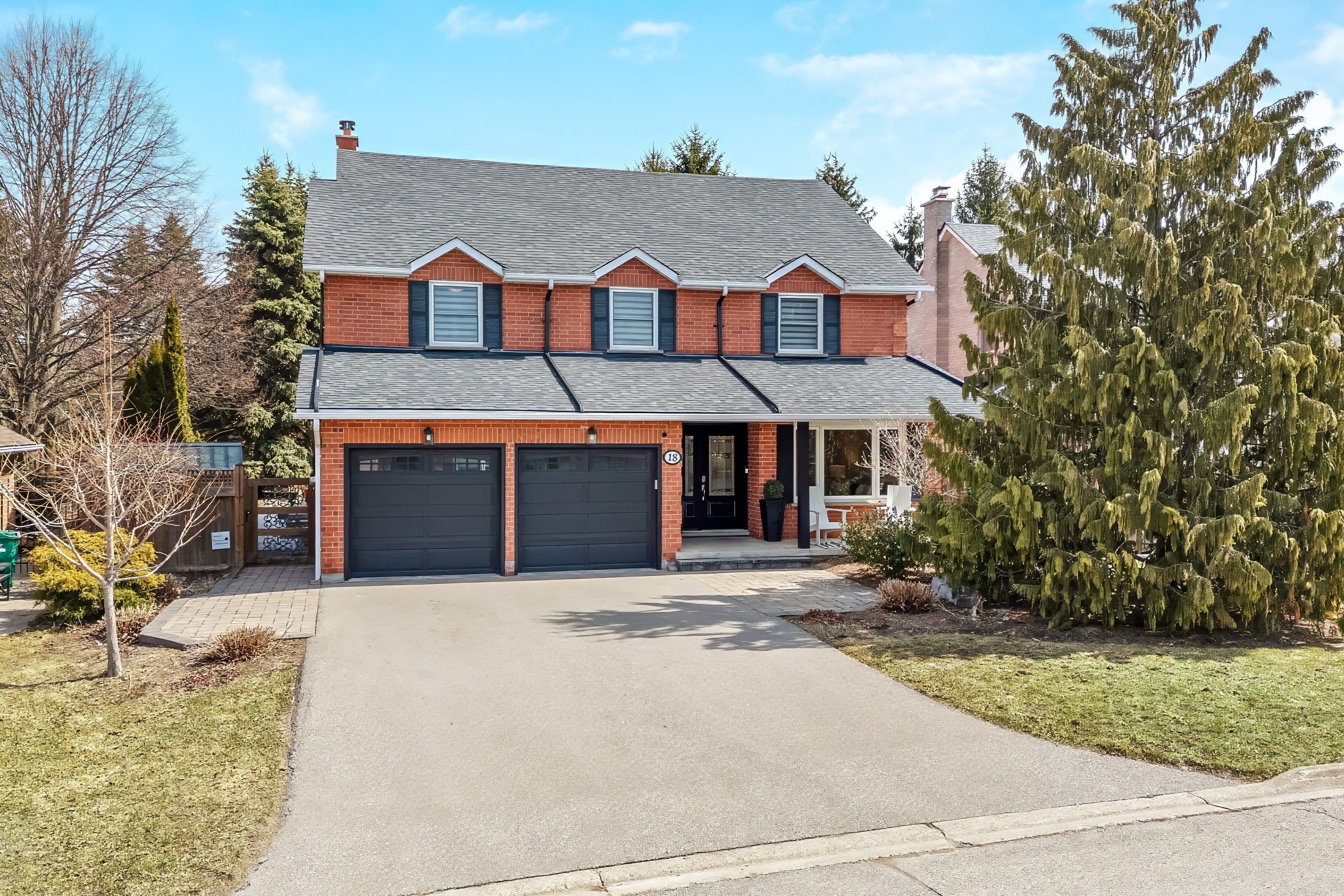 18 Handorf Drive, Cambridge, ON N3C 3Y2