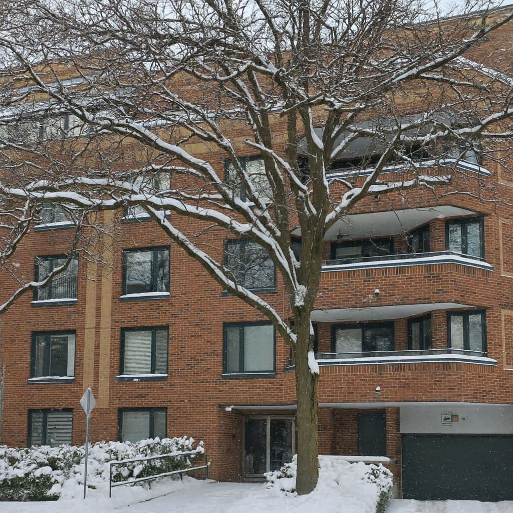 295 Gilmour Street 104, Ottawa Centre, ON K2P 0P7