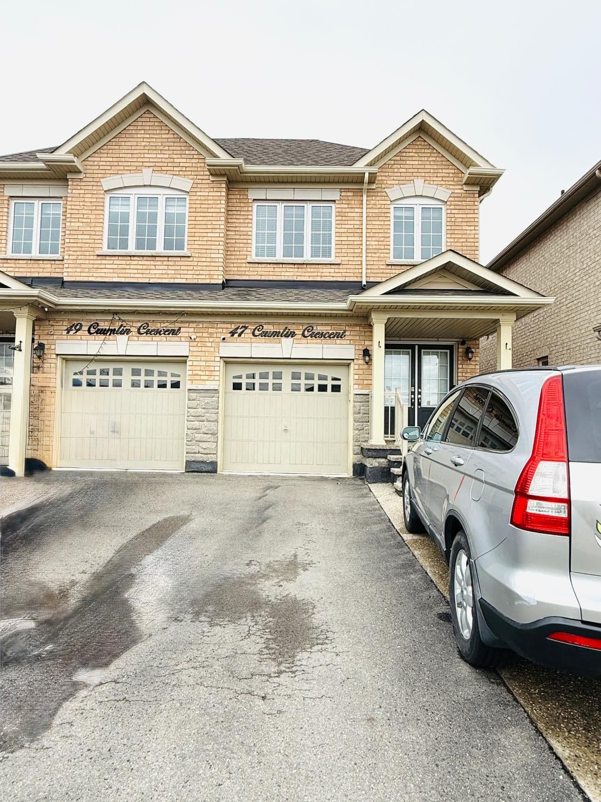 47 Crumlin Crescent, Brampton, ON L6X 0Y3