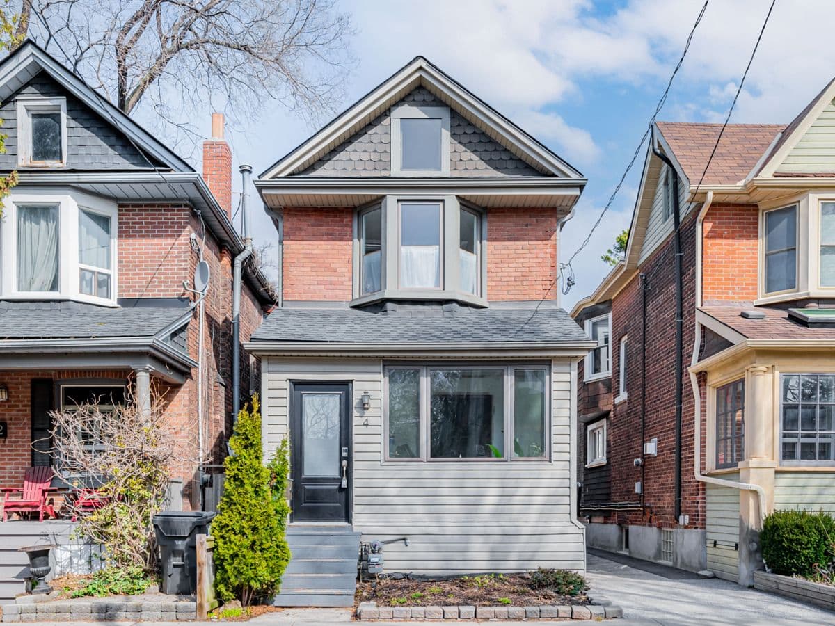 4 Hartford Avenue Bsmt, Toronto E02, ON M4L 1N9