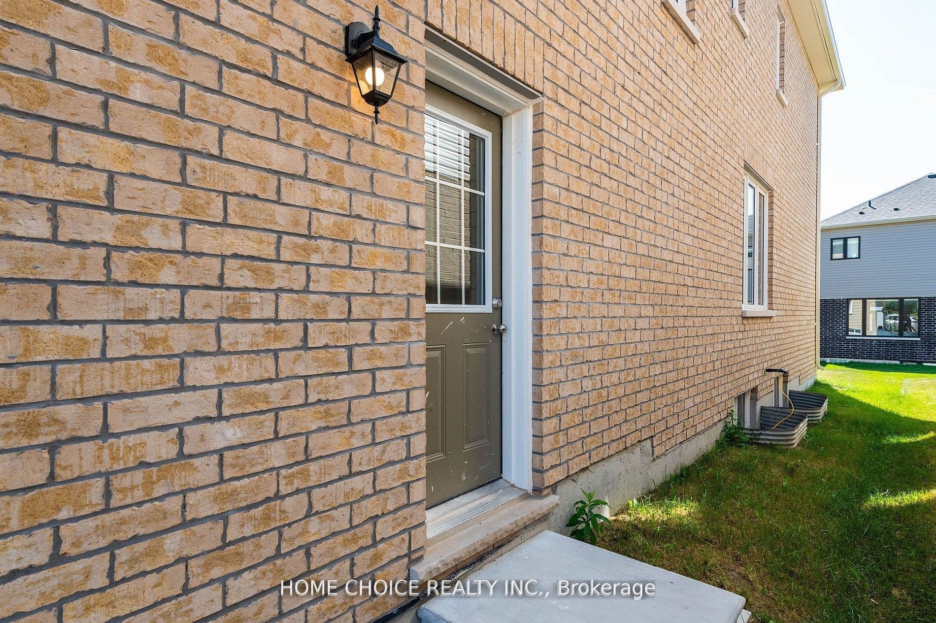 143 Terry Fox Drive Basement, Barrie, ON L9L 0L9