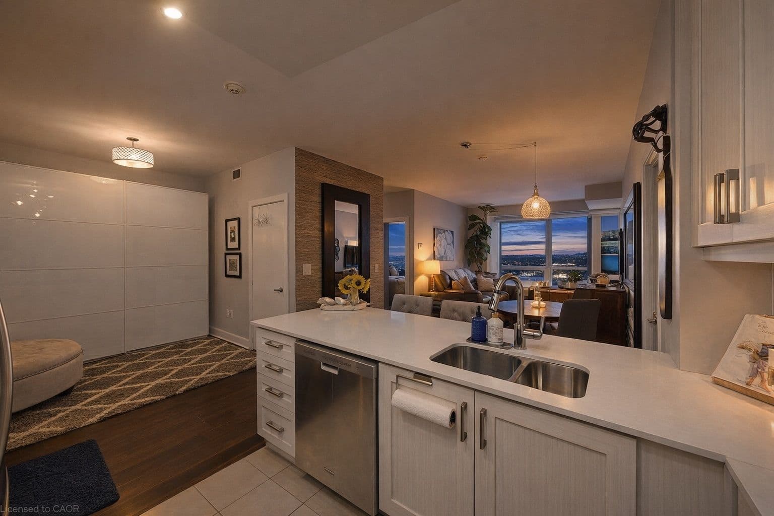 2470 Prince Michael Drive 201, Oakville, ON L6H 0G9