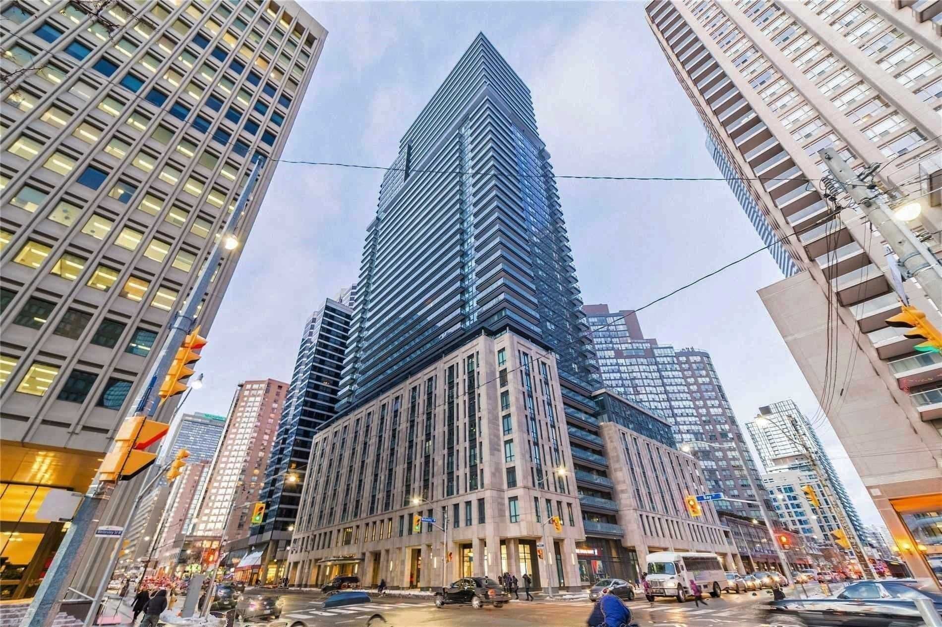 955 Bay Street 2802, Toronto C01, ON M5S 2A2