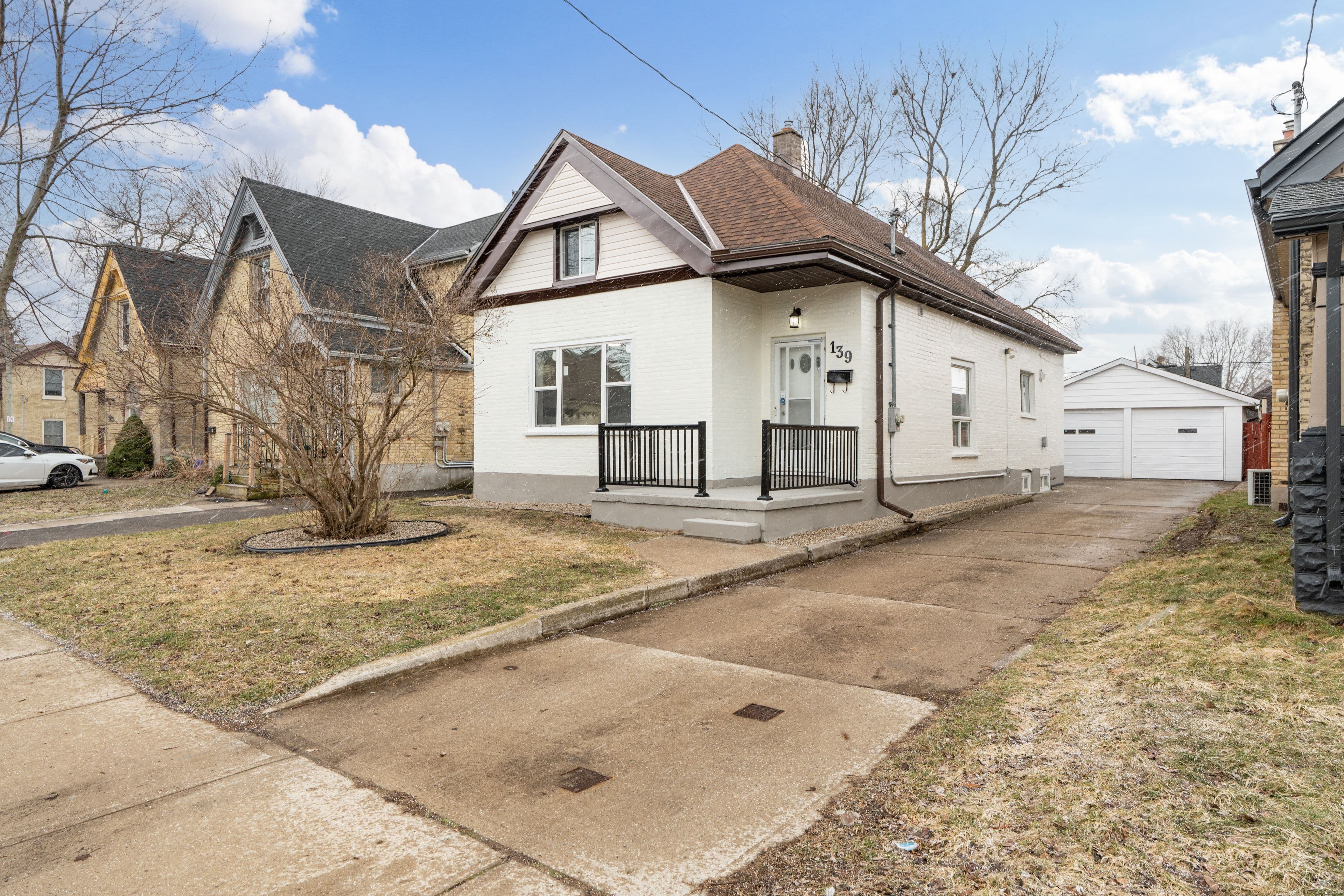 139 Mamelon Street, London East, ON N5Z 1Y2