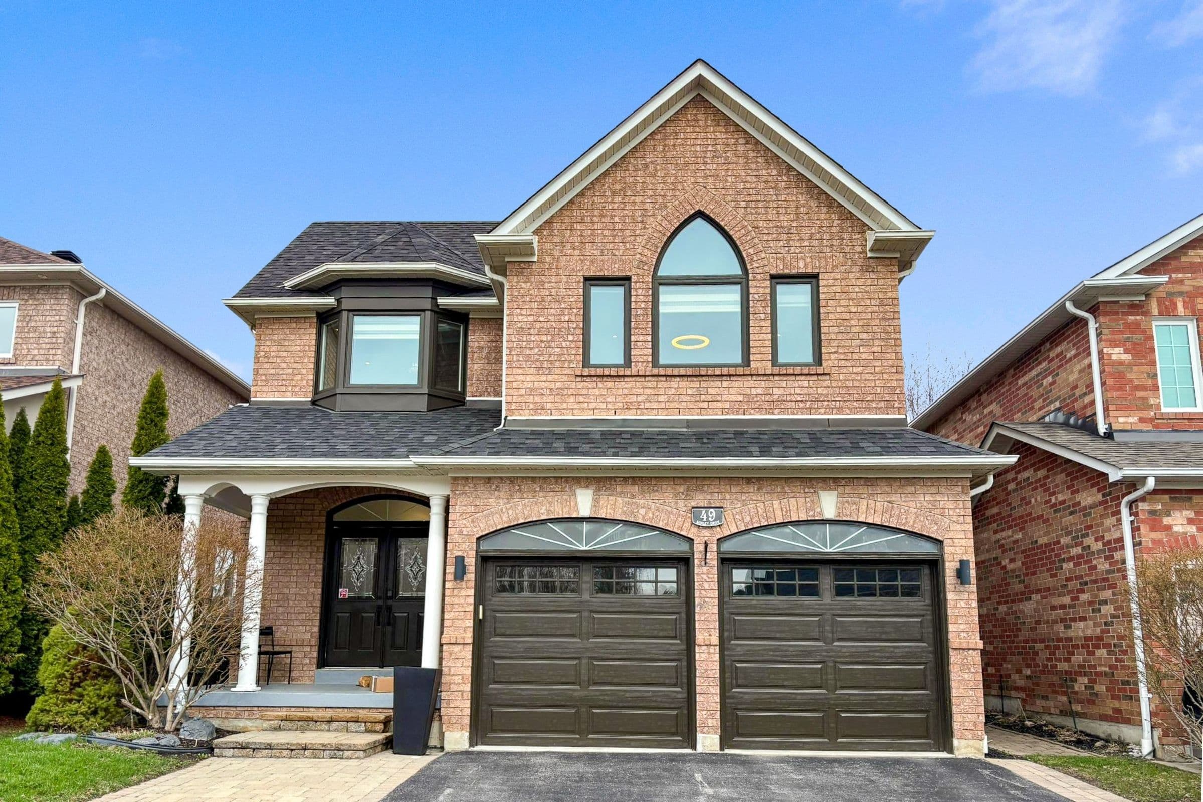 49 Sonley Drive, Whitby, ON L1R 3B7