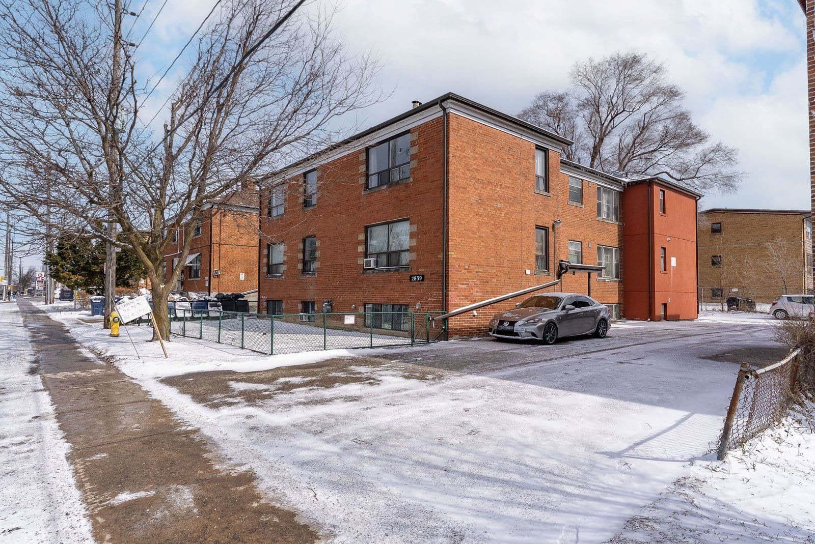 2839 Keele Street 6, Toronto W05, ON M3M 2G7