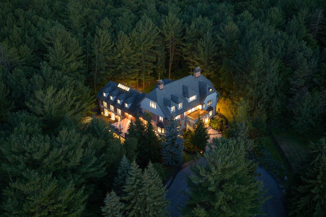 35 Kingswood Drive, King, ON L7B 1K8